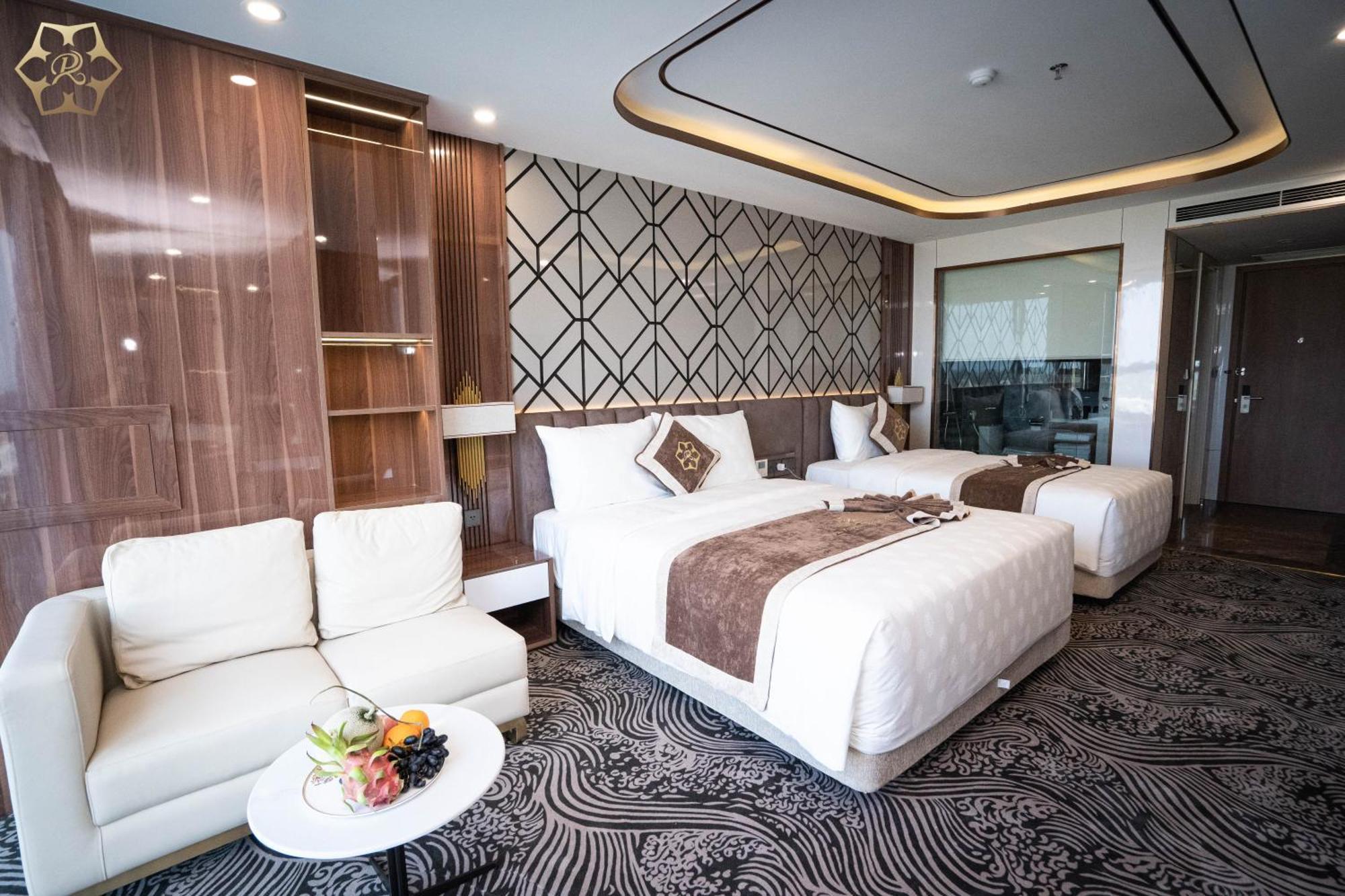 Cua Dong Luxury Hotel Vinh Exteriör bild