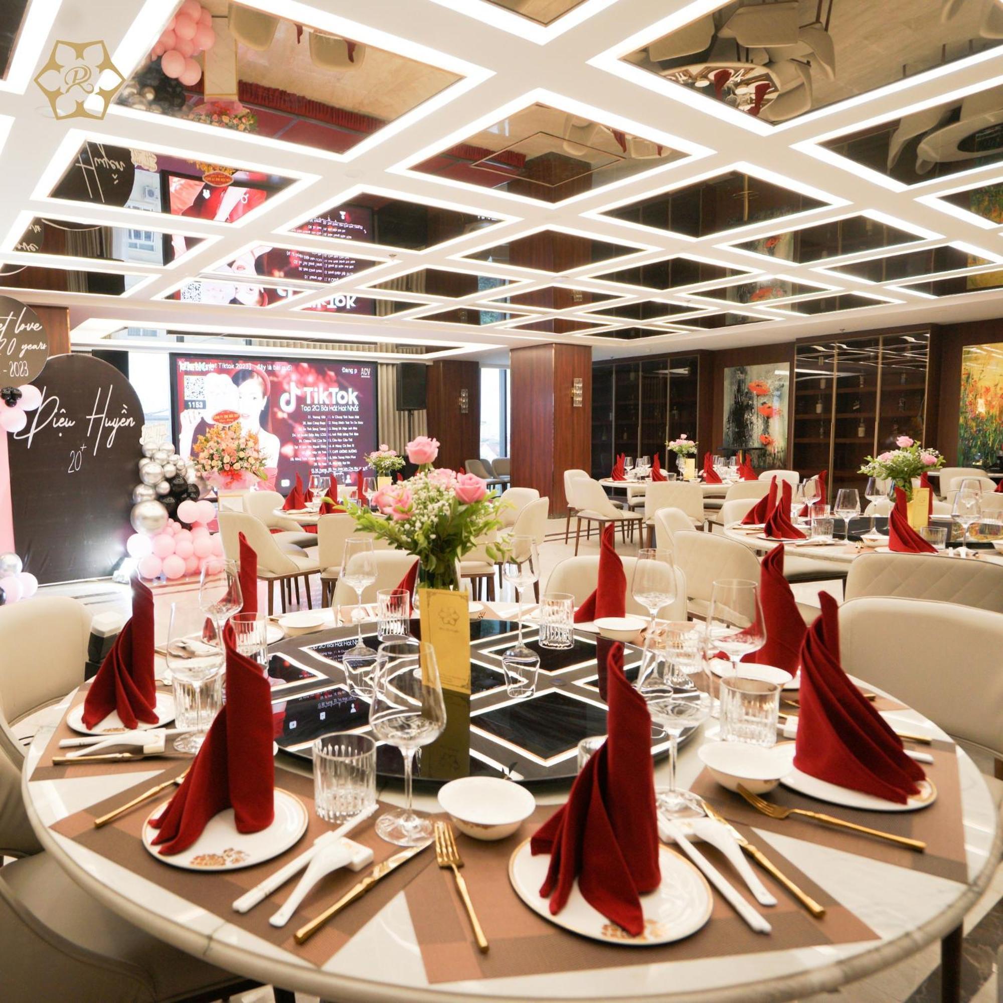 Cua Dong Luxury Hotel Vinh Exteriör bild
