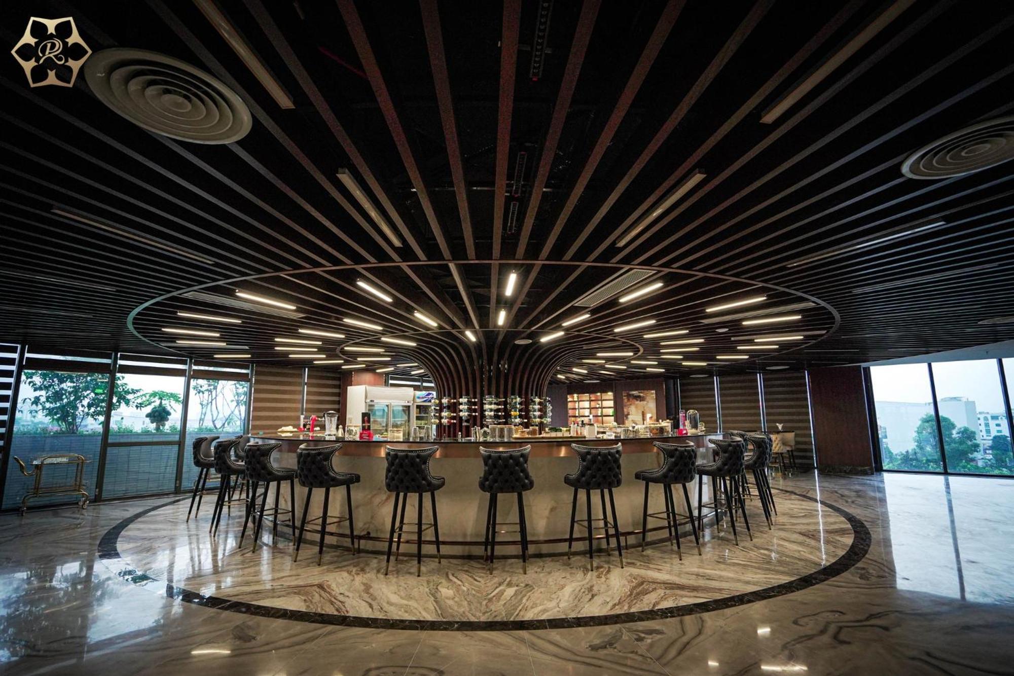 Cua Dong Luxury Hotel Vinh Exteriör bild