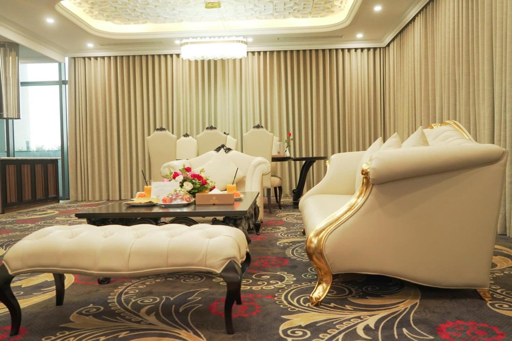 Cua Dong Luxury Hotel Vinh Exteriör bild
